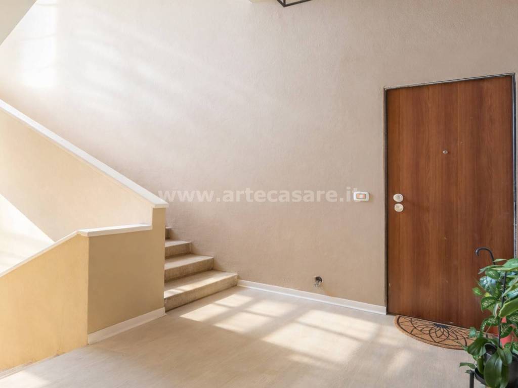 Appartamento a Samarate in Via dello Statuto, 12 - Foto 2