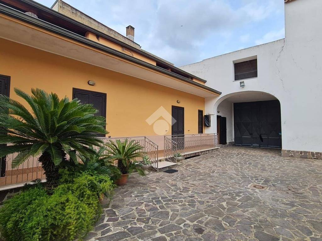 Casa indipendente a Casapulla in Via Diaz, 12 - Foto 2