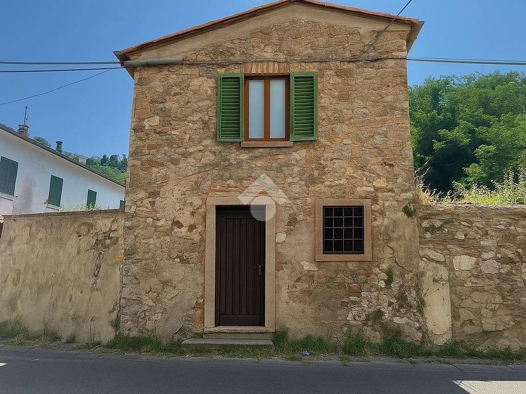 Rustico / casale a San giuliano terme in Via Statale Abetone, 332 - Foto 2