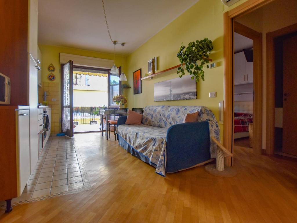 Appartamento a Cupra marittima in Via Don Marcello di Girolami - Foto 2