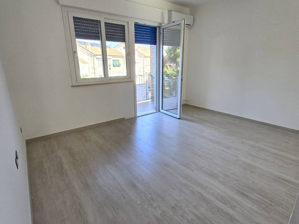 Appartamento a San benedetto del tronto in Via Leonida Bissolati - Foto 4