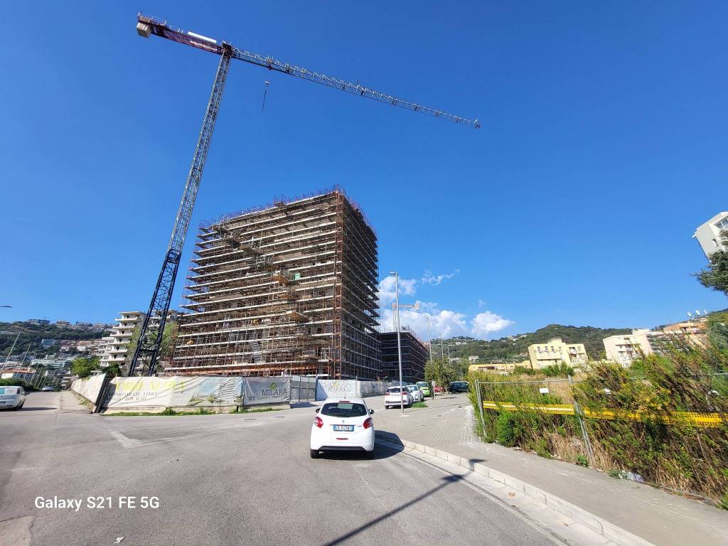 Appartamento a Salerno in Via Eduardo De Filippo - Foto 2