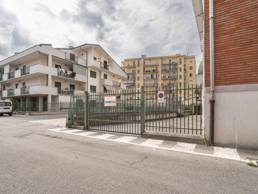 Box / garage a Saluzzo in via Bagni, 22 - Foto 5