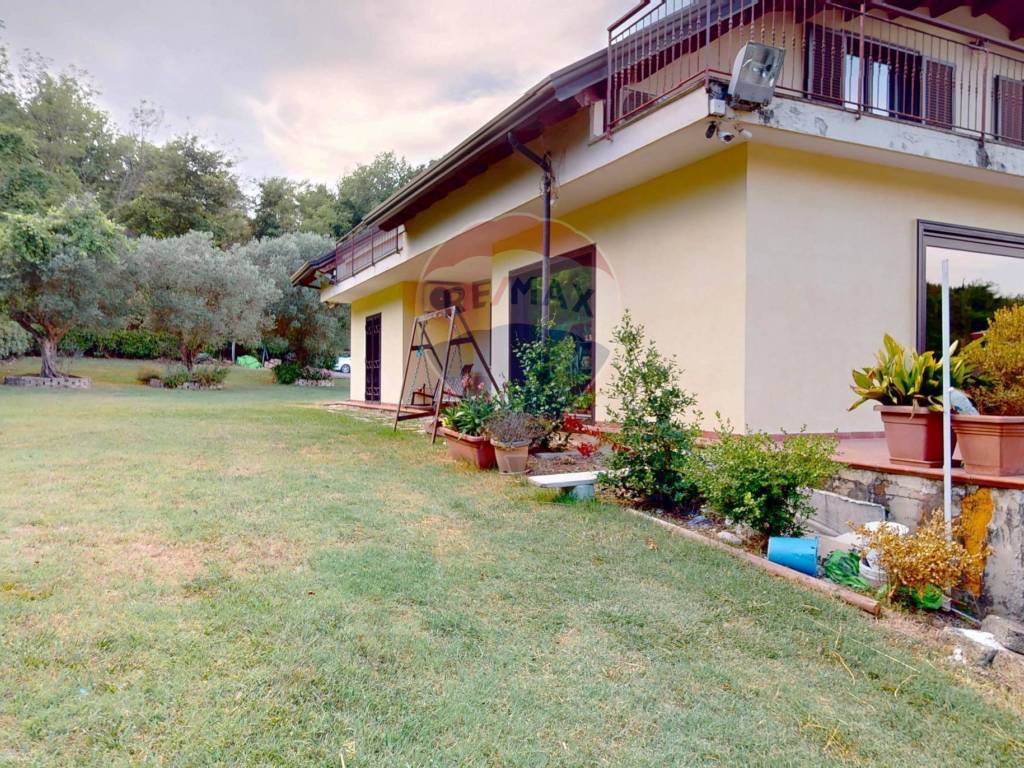 Villa a Castel morrone in via Scese Lunghe, 1 - Foto 4