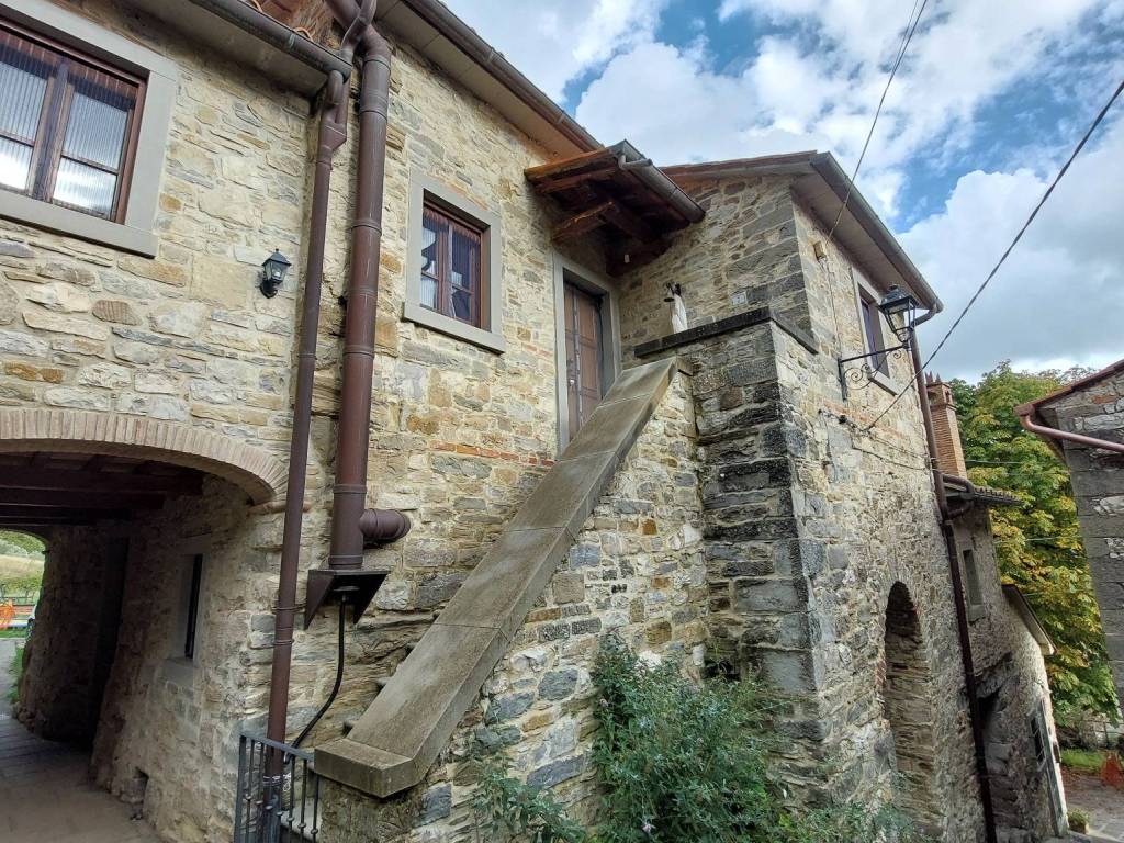 Casa indipendente a Chitignano in Frazione Taena, 7 - Foto 3