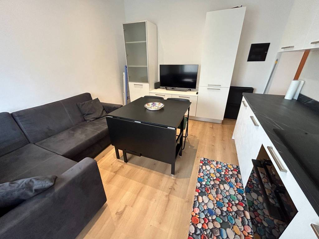 Appartamento a Como in Via Leone Leoni, 13 - Foto 4