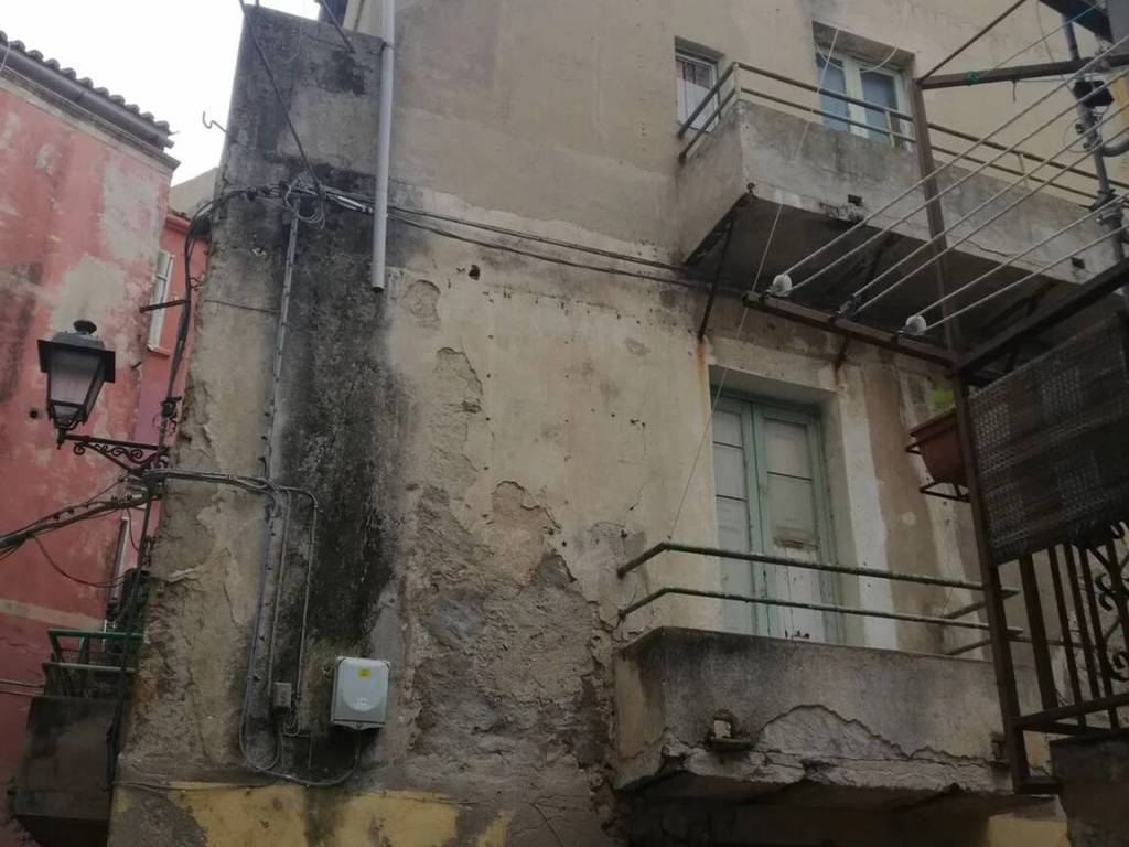 Palazzo / stabile a Crotone in Via San Pietro, 2 - Foto 4