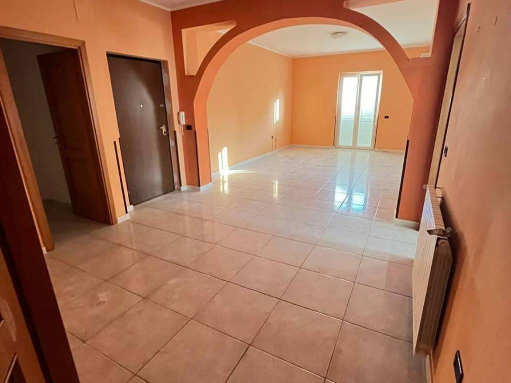 Appartamento a Crotone in Via Nepal, 2 - Foto 5