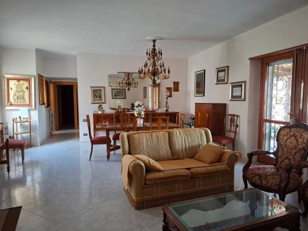 Appartamento a Crotone in Via Mario Nicoletta, 49 - Foto 5