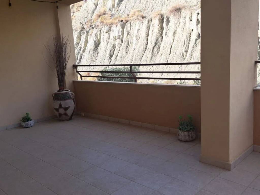 Appartamento a Crotone in Via Pio La Torre S.N.C. - Foto 4