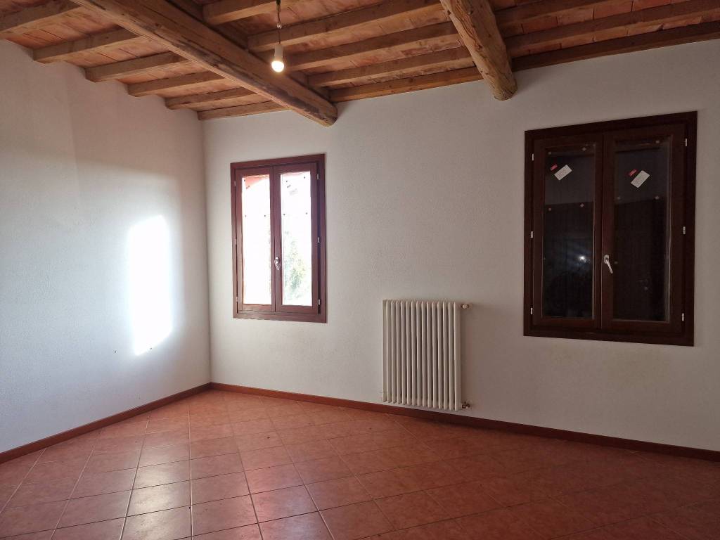 Villa a Carpi in Via Chiesa di San Martino Secchia, 32 - Foto 2