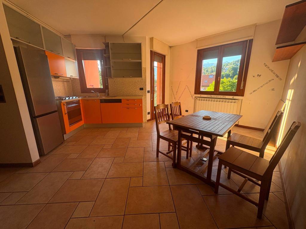 Appartamento a Verbania in Corso Lorenzo Cobianchi, 60 - Foto 4