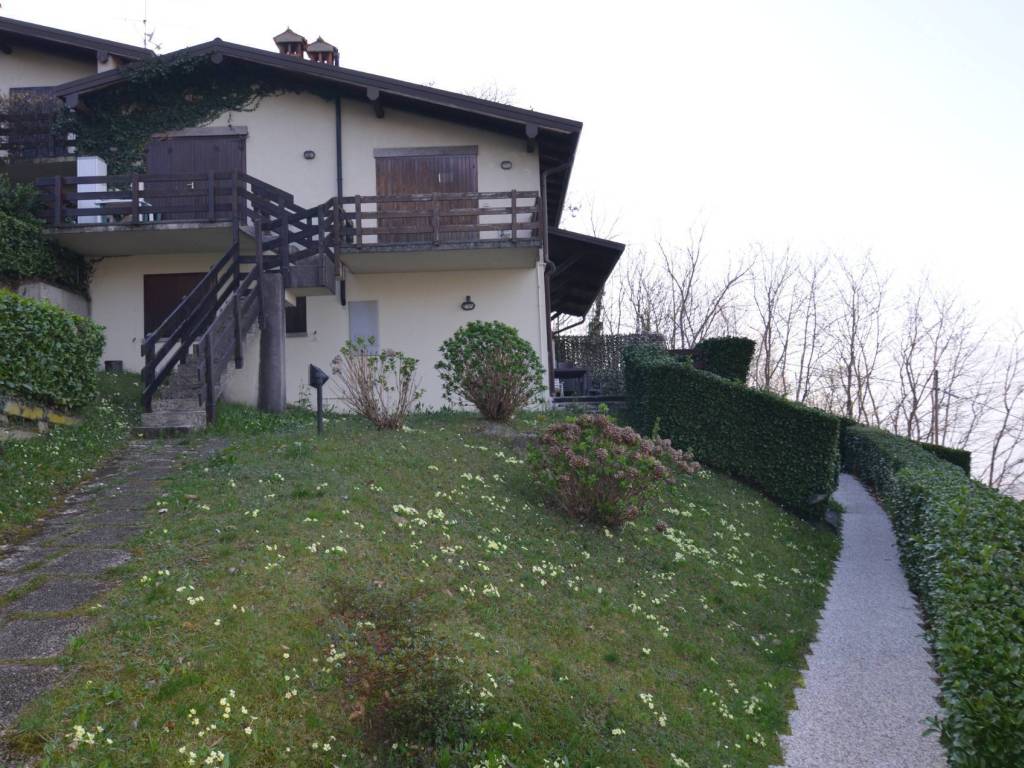 Appartamento a Galbiate in VIA DEL TUF, 7 - Foto 2