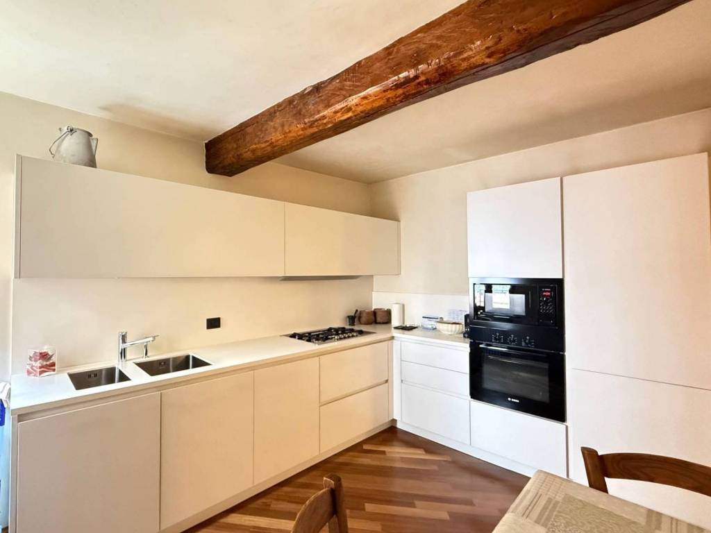 Casa indipendente a Mantova in via arrivabene, 51 - Foto 5