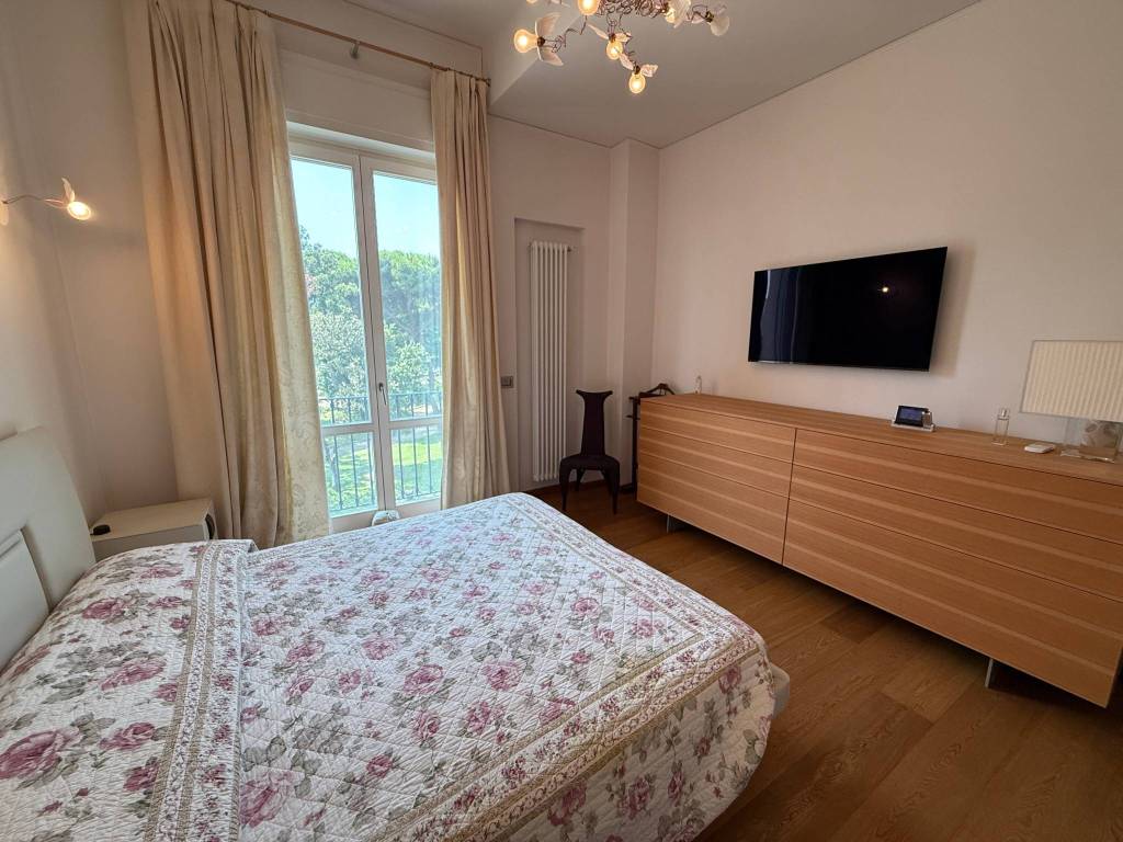 Appartamento a Viareggio in Piazza Massimo d'Azeglio, 40 - Foto 4