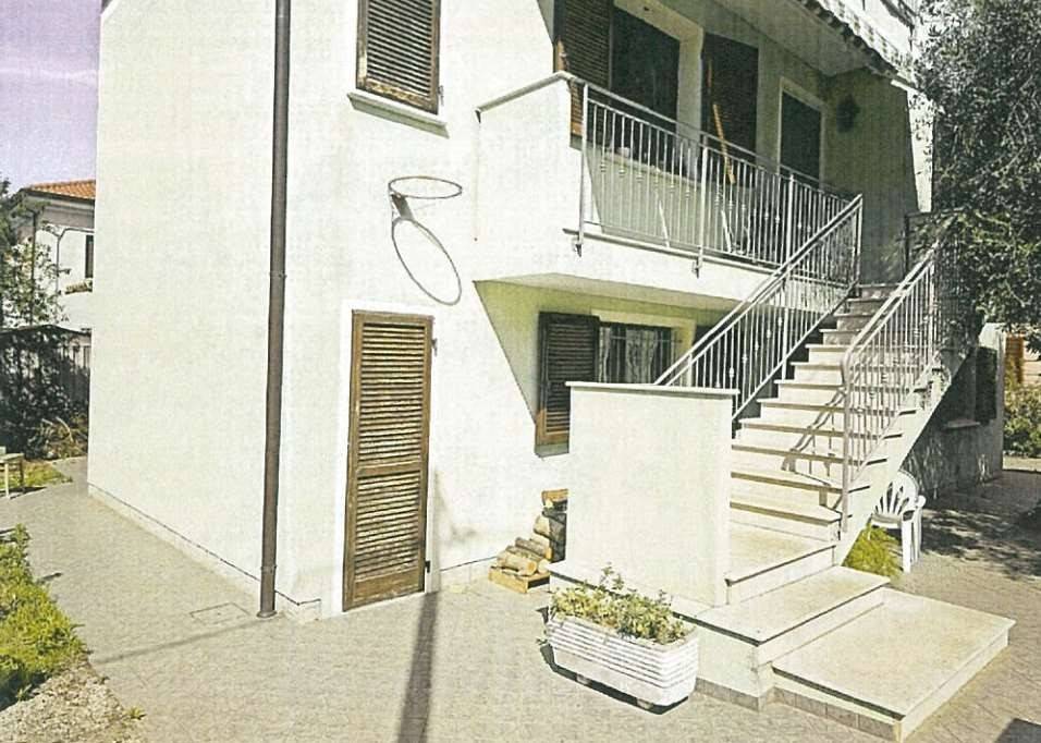Villa a Santarcangelo di romagna in Via Guglielmo Oberdan - Foto 4