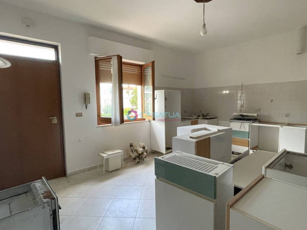 Appartamento a Pineto in Via Vomano Vecchio, 48 - Foto 2