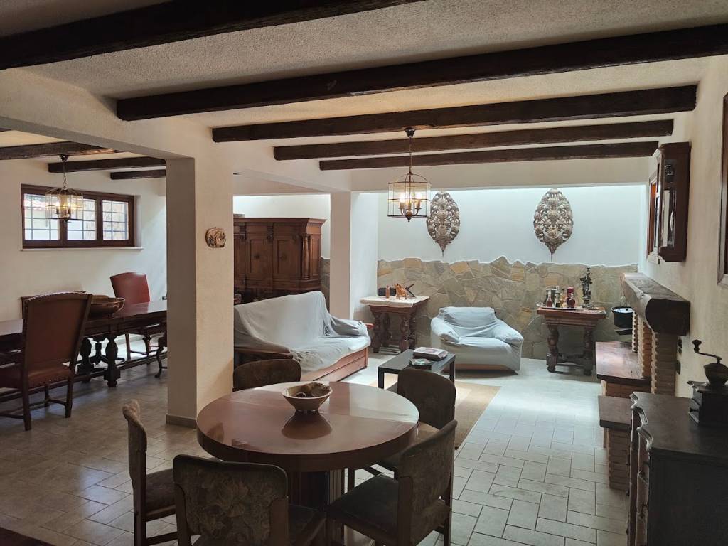 Villa a Avezzano in Via Giovanni XXIII - Foto 2