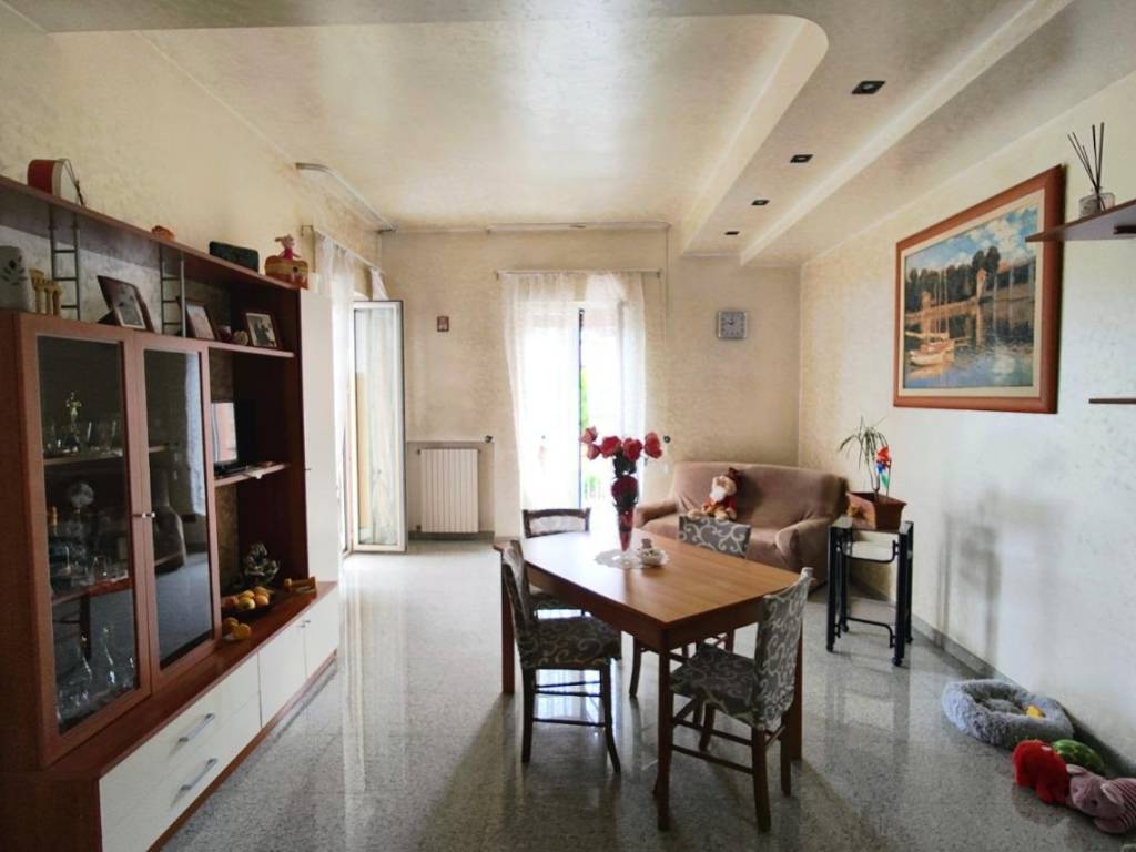 Appartamento a Foggia in Via Vincenzo Capozzi, 85 - Foto 4