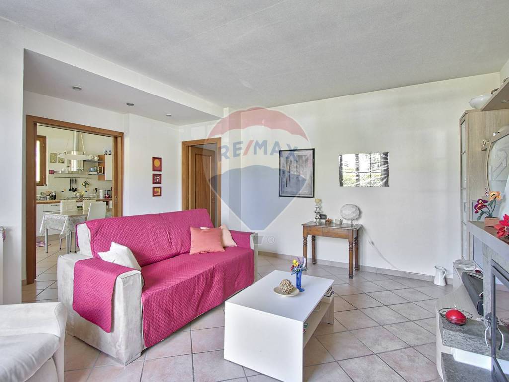 Casa indipendente a Loro ciuffenna in via carlo alberto dalla chiesa, 15 - Foto 5