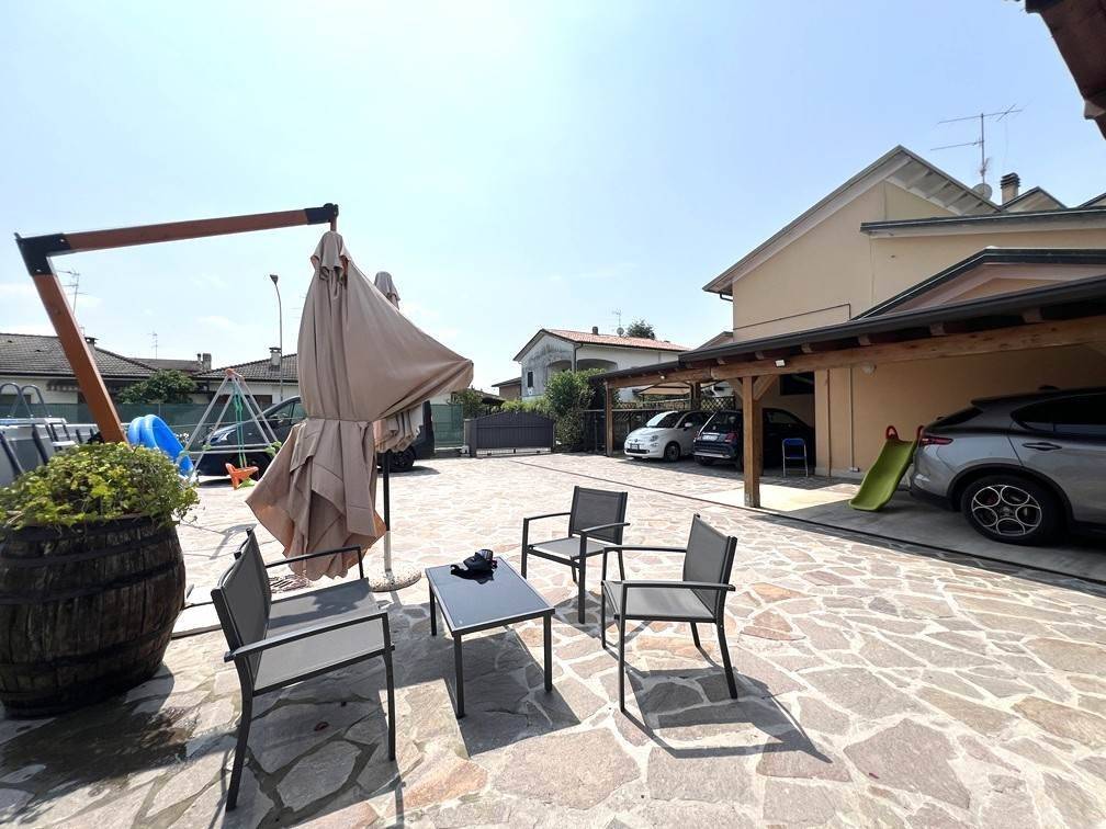 Villa a Roncoferraro - Foto 3