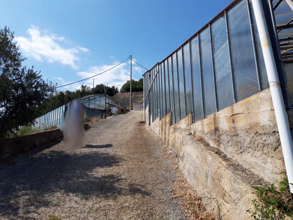 Terreno a Cipressa in Via Fossati - Foto 3