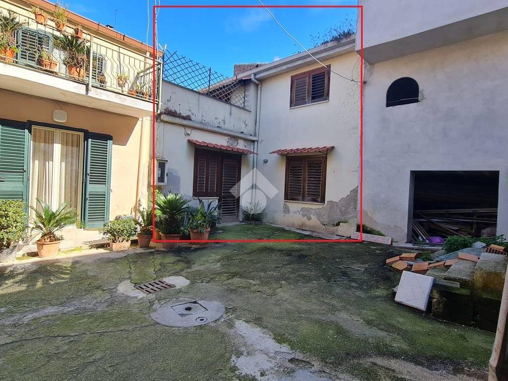 Appartamento a Casapulla in Via Vescovo Natale vico III, 5 - Foto 4