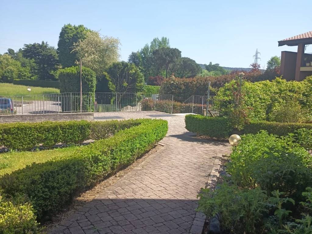 Appartamento a Comabbio in Via Sotto Campagna, 75 - Foto 5