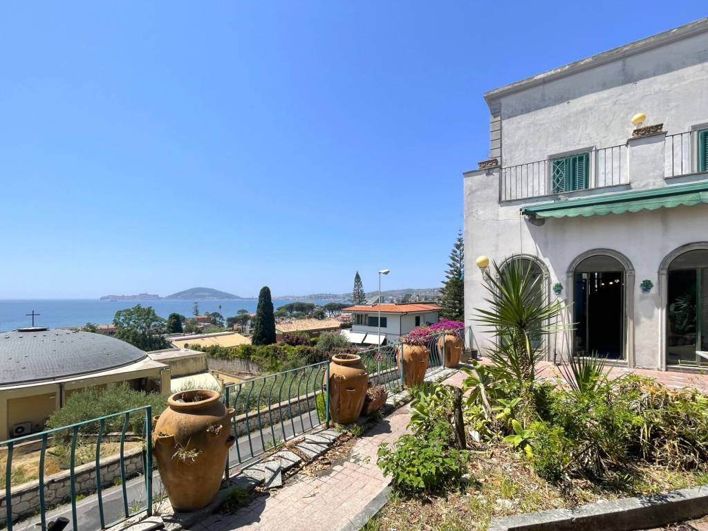 Villa a Formia in Via Giuseppe Paone, 40 - Foto 3