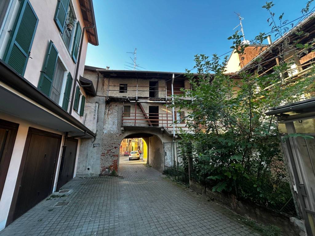Rustico / casale a Cameri in via IV novembre - Foto 4