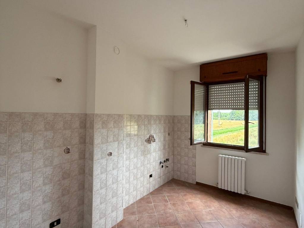 Appartamento a Finale emilia in Via Giosuè Carducci, 6 - Foto 4