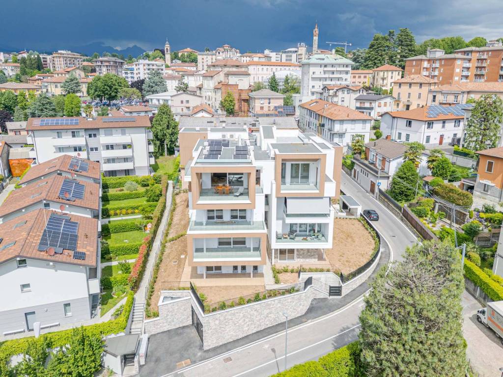 Appartamento a Cantù in Via Cristoforo Colombo, 8 - Foto 4