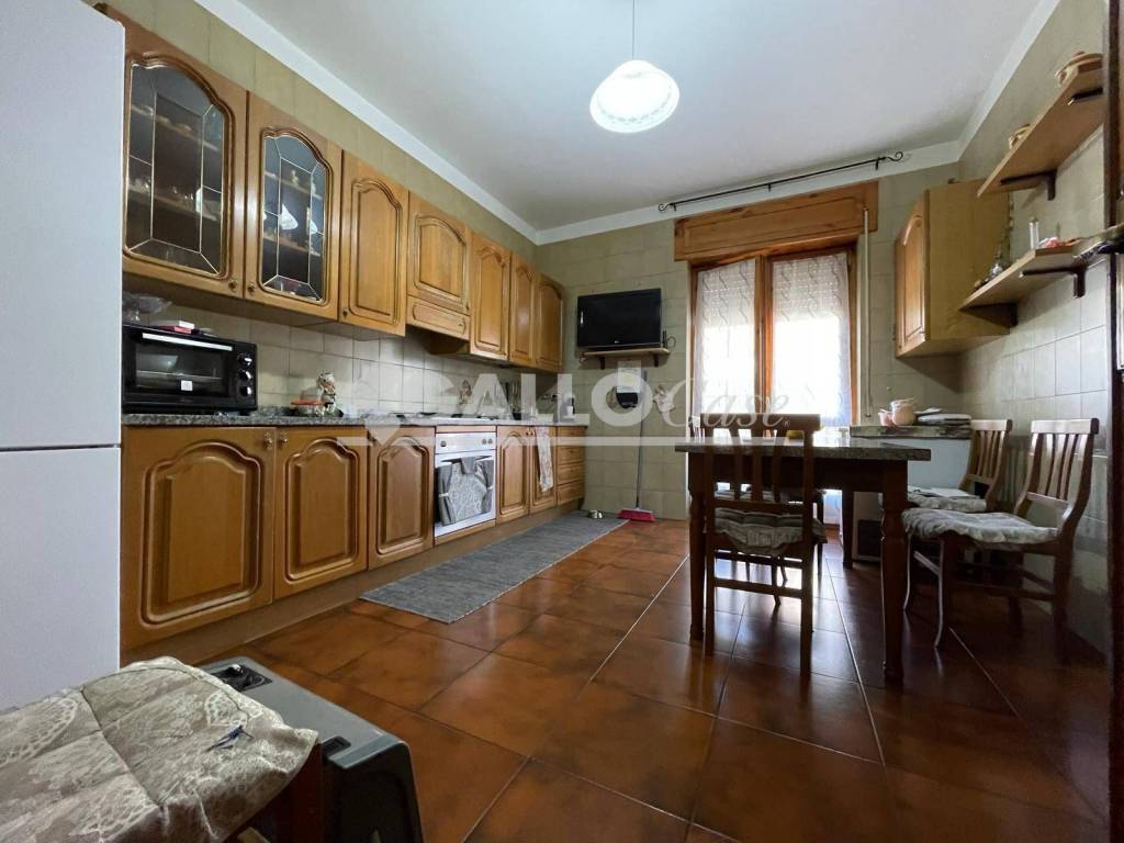 Appartamento a Castrolibero in Via Francesco Cilea loc Andreotta - Foto 4