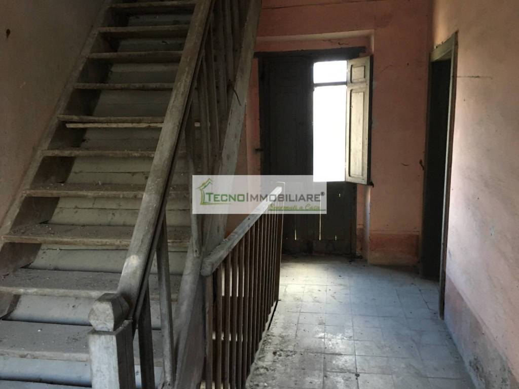Casa indipendente a Pontecorvo in Via La Cupa - Foto 4