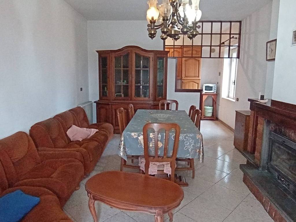 Villa a Ceccano in Via Marano Traversa 2 - Foto 2
