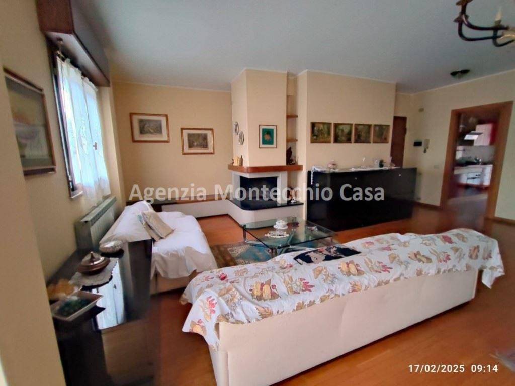 Appartamento a Pesaro in Via A. Costa, 2 - Foto 3