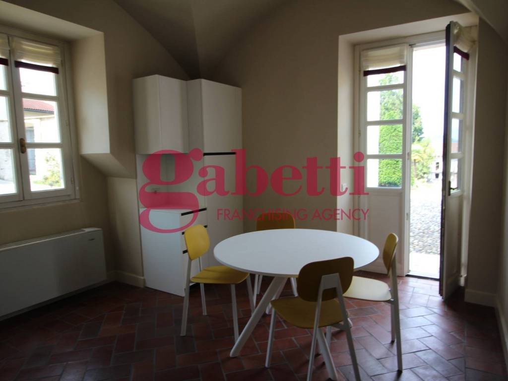 Appartamento a Arona in Via San Carlo - Foto 5