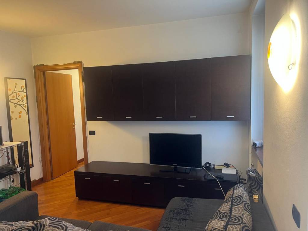 Appartamento a Cantù in Via Capitano Alfredo Livio - Foto 4