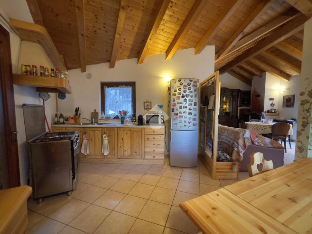 Casa indipendente a Tirano in Via Dosso, 1 - Foto 4