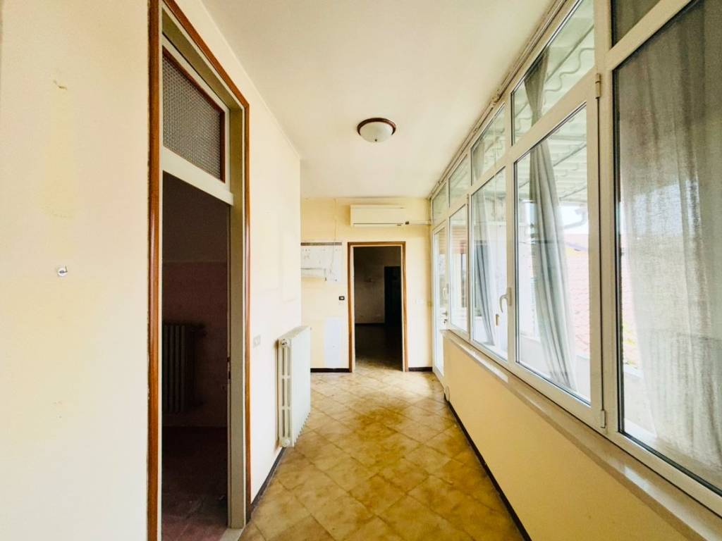 Appartamento a Manerba del garda in Via Vittorio Veneto - Foto 4