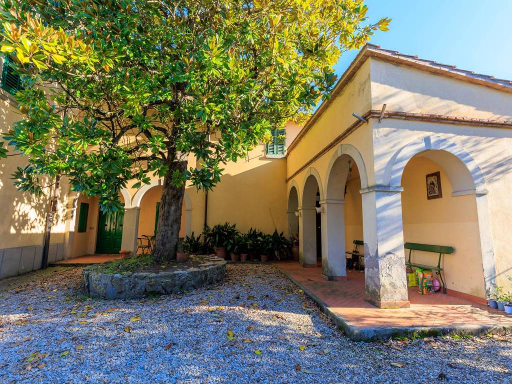 Villa a Bucine in Via 25 Aprile - Foto 3