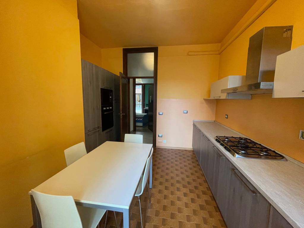 Appartamento a Asti in Via Angelo Brofferio, 60 - Foto 3