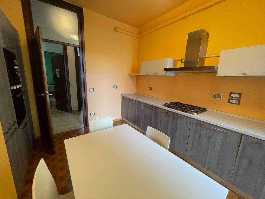 Appartamento a Asti in Via Angelo Brofferio, 60 - Foto 5
