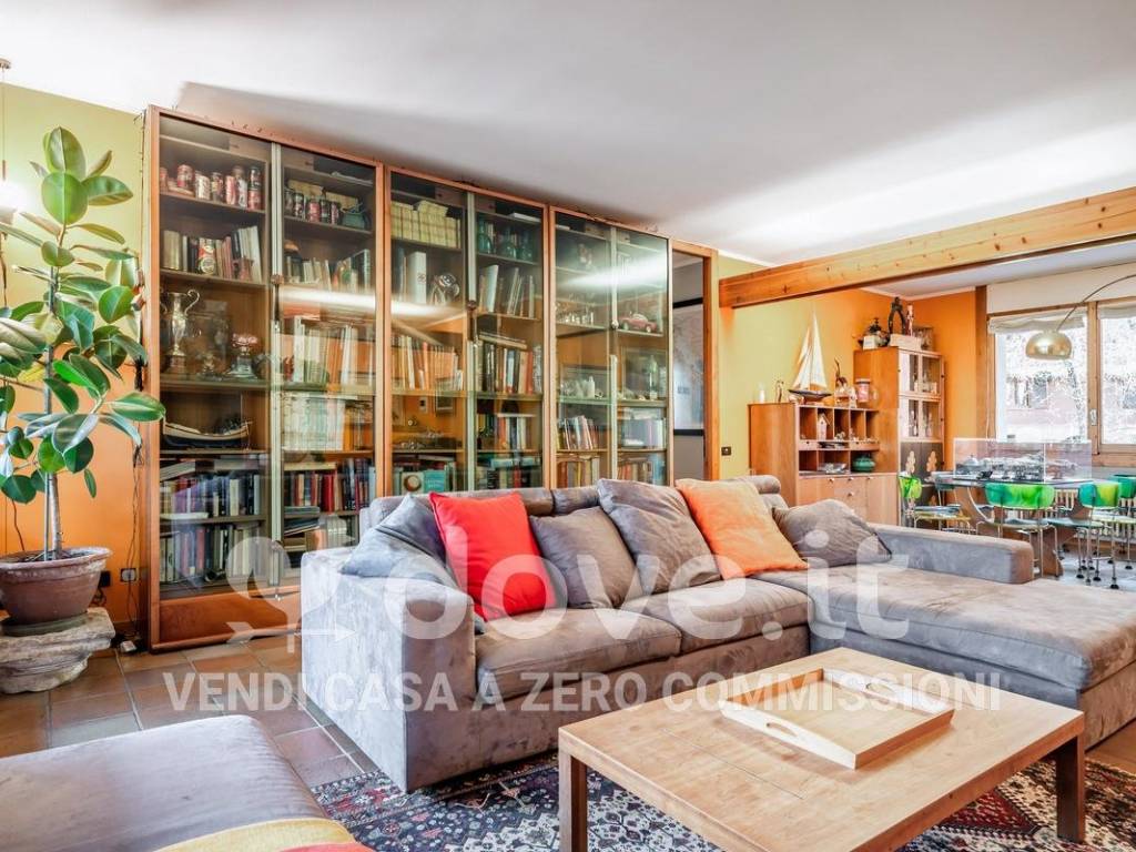 Appartamento a Barzanò in via Giuseppe Mazzini, 2 - Foto 2
