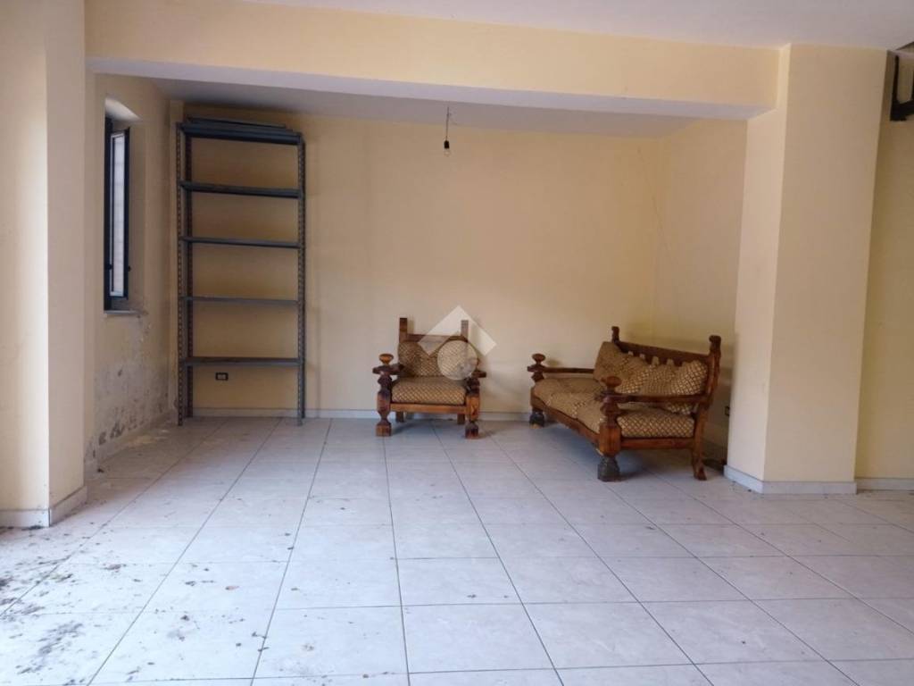 Box / garage a Serino in Via ferrovia - Foto 4