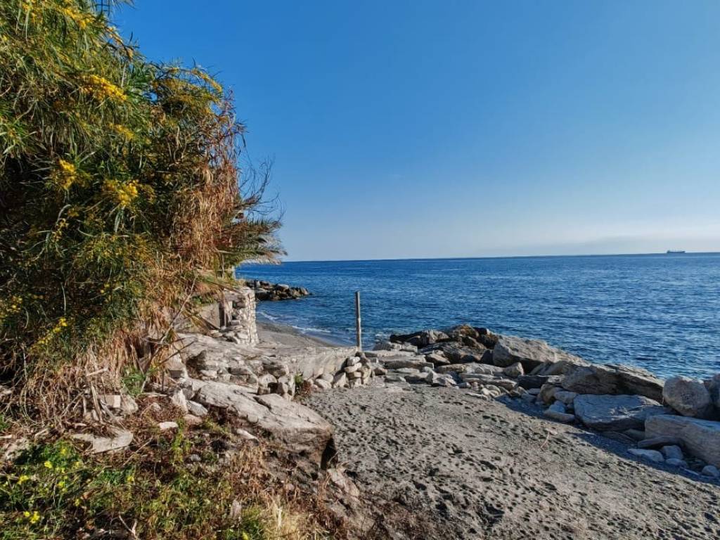 Villetta a schiera a Motta san giovanni in Lungomare Augusto Ottaviano - Foto 3
