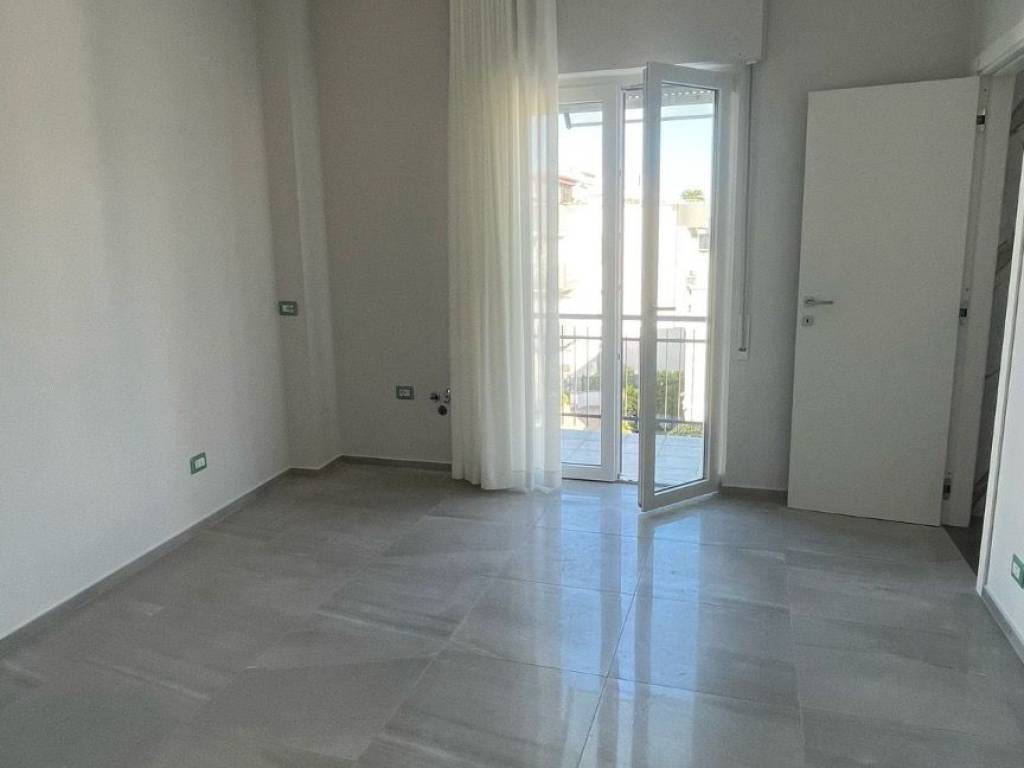 Appartamento a Trani in Lungomare Cristoforo Colombo - Foto 2