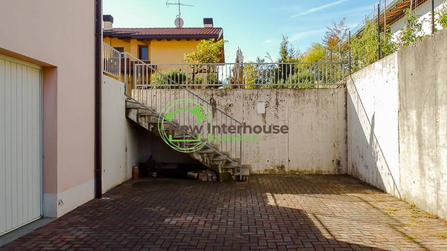 Appartamento a Maniago in Via Udine, 41 - Foto 2