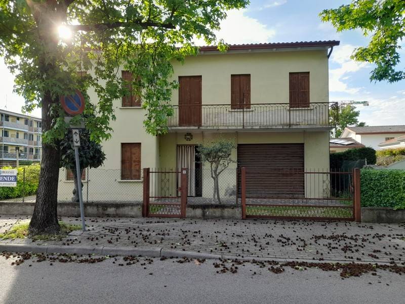 Casa indipendente a Montegrotto terme in Corso Delle Terme - Foto 2