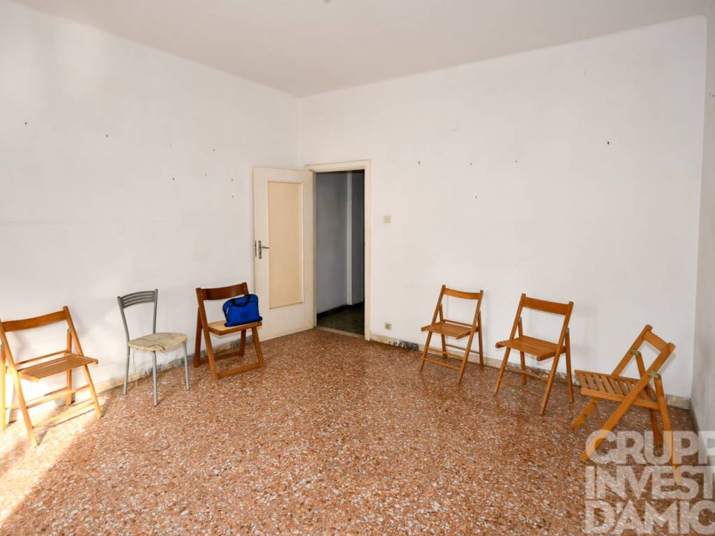 Appartamento a Taranto in V.le Liguria, 69 - Foto 4